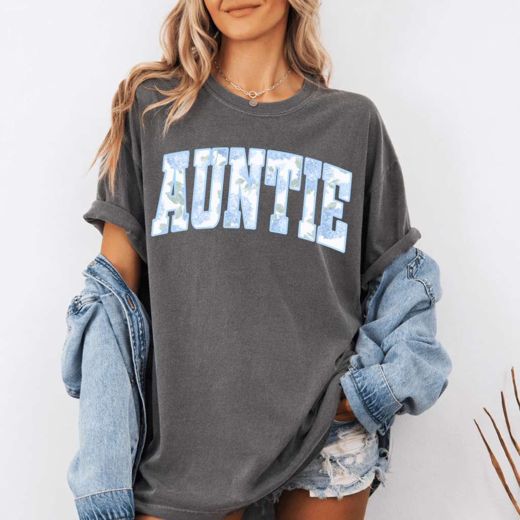 Hydrangea Blue Auntie Comfort Colors Shirt - Pregnancy Announcement to Auntie, New Aunt Era - lifestyle view